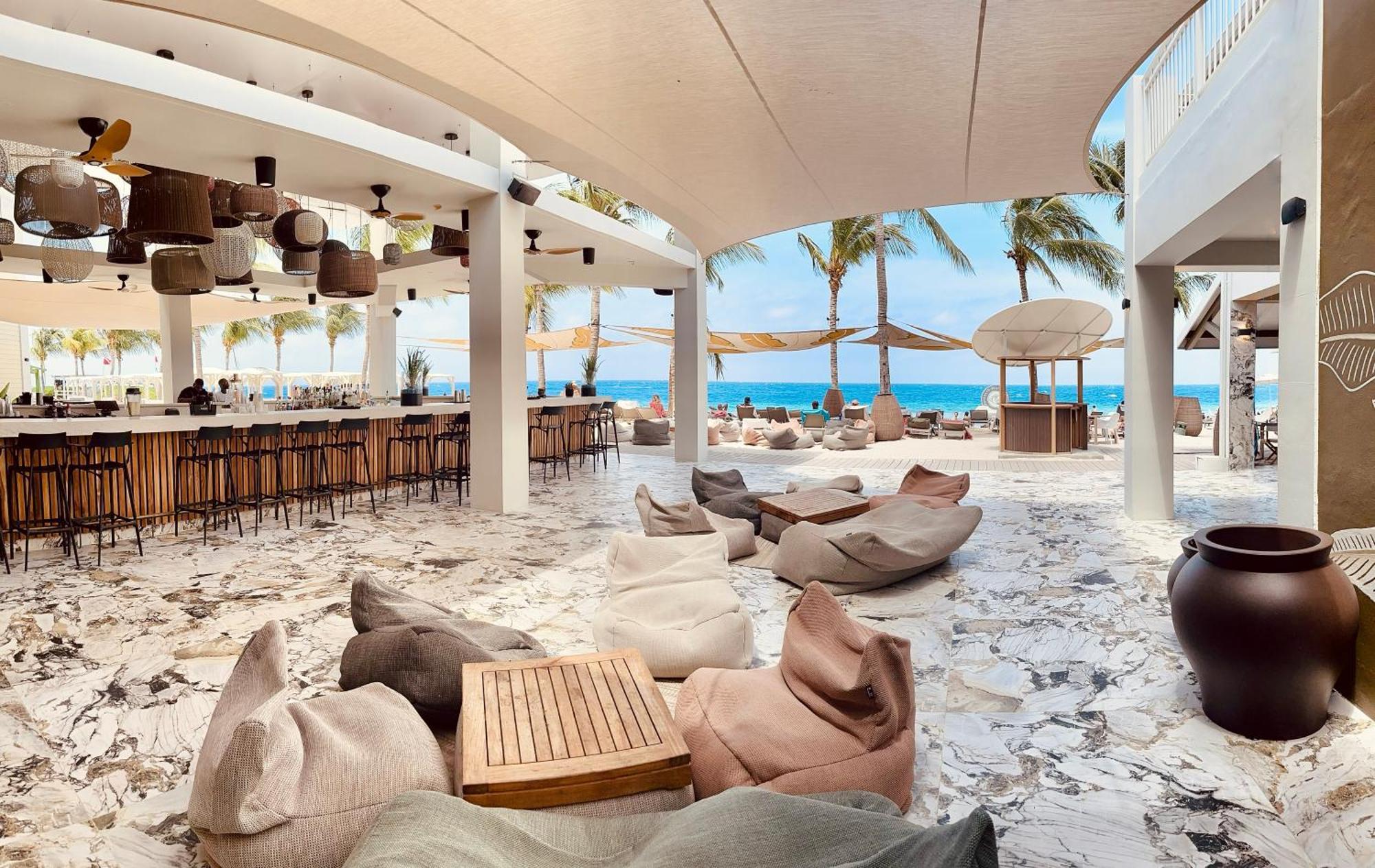 Papagayo Beach Hotel (Adults Only) Віллемстад Екстер'єр фото
