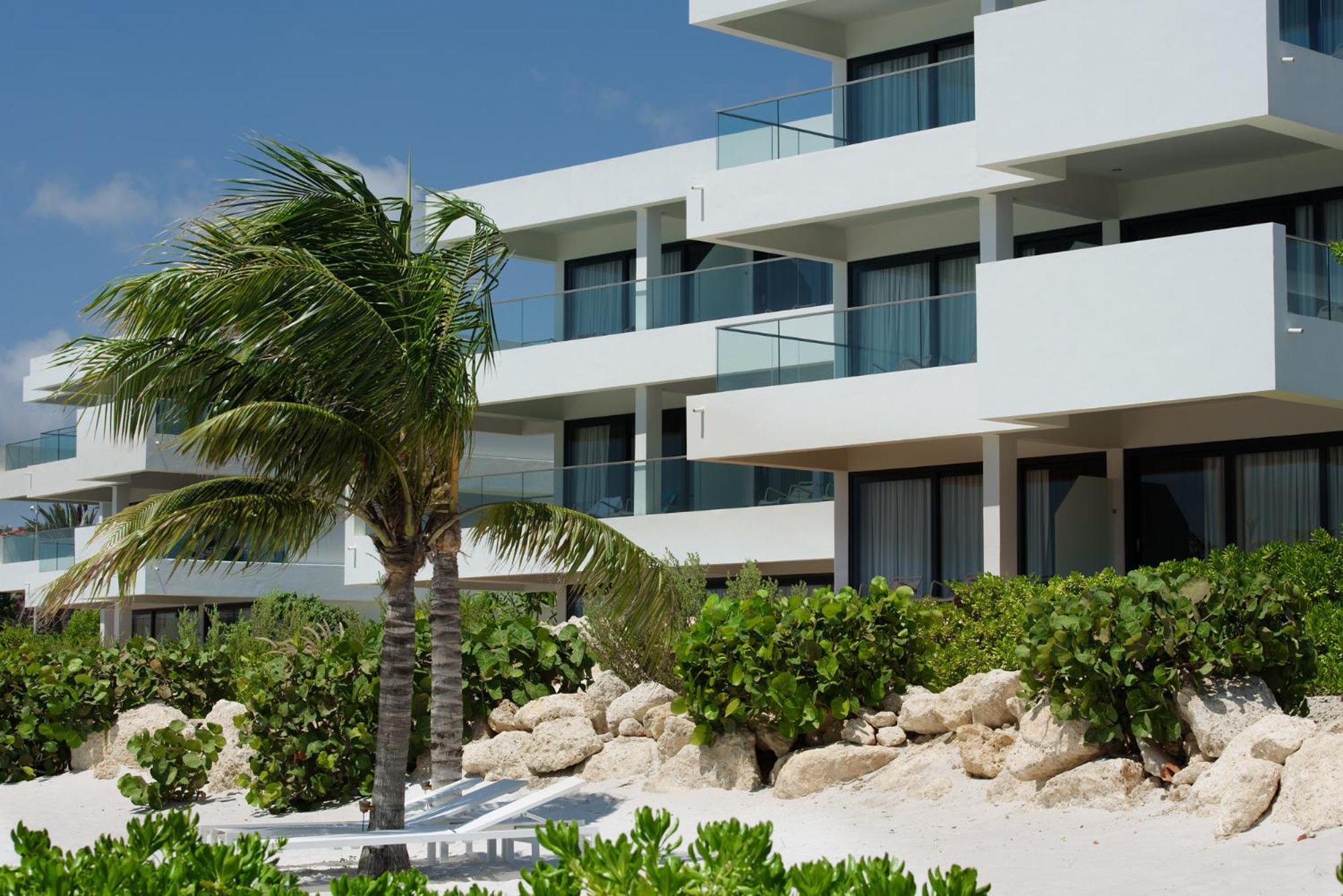Papagayo Beach Hotel (Adults Only) Віллемстад Екстер'єр фото