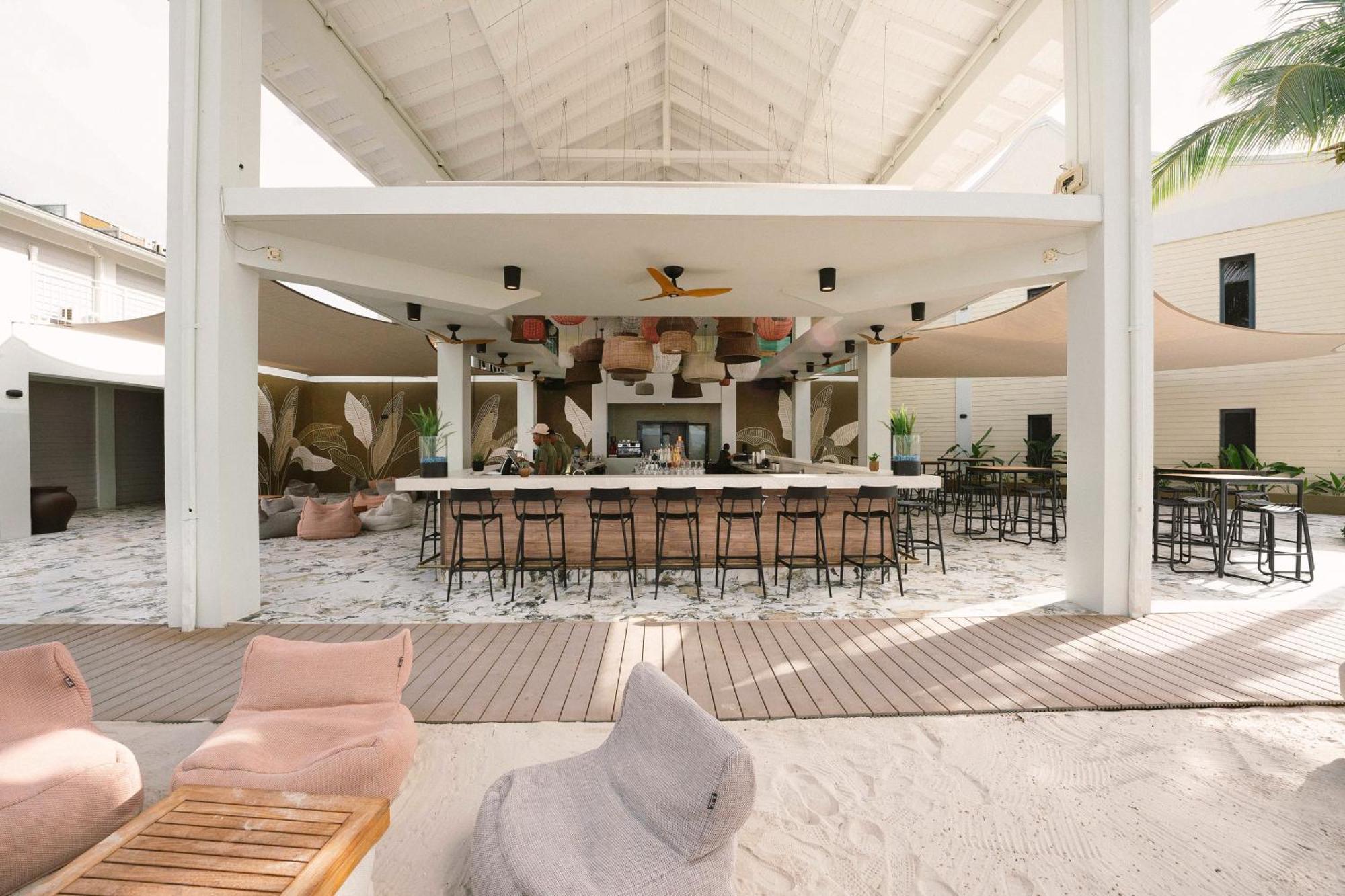 Papagayo Beach Hotel (Adults Only) Віллемстад Екстер'єр фото
